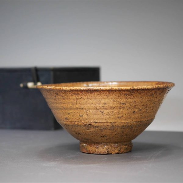 中国 褐釉の茶碗